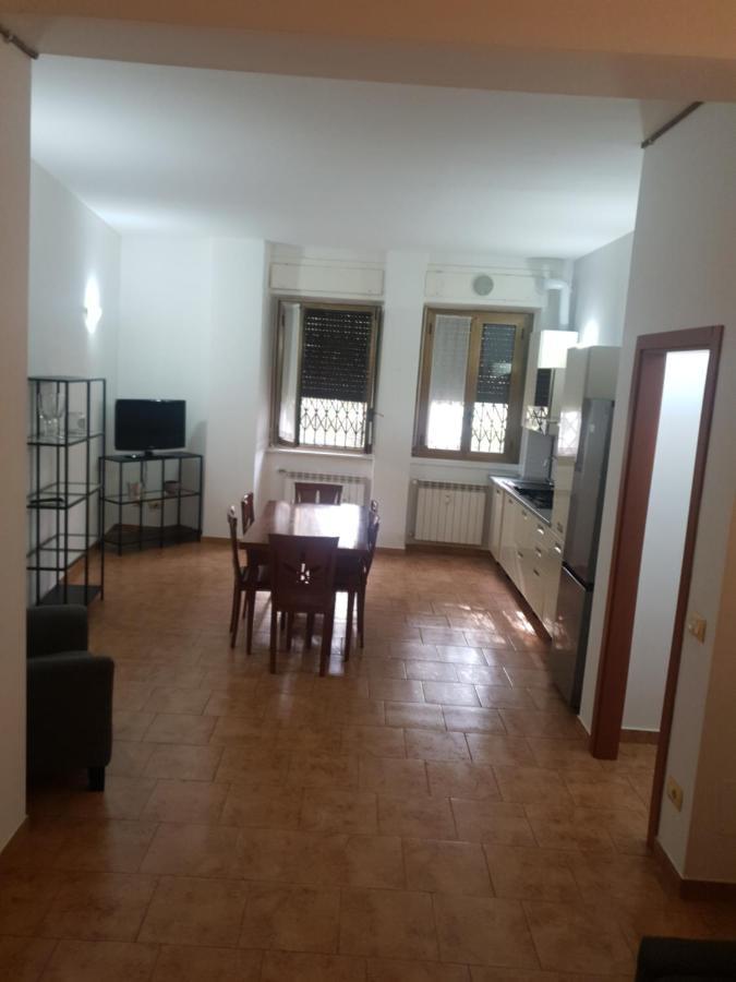 Maffucci 24 Bilocale Molto Spazioso E Moderno Milan Luaran gambar