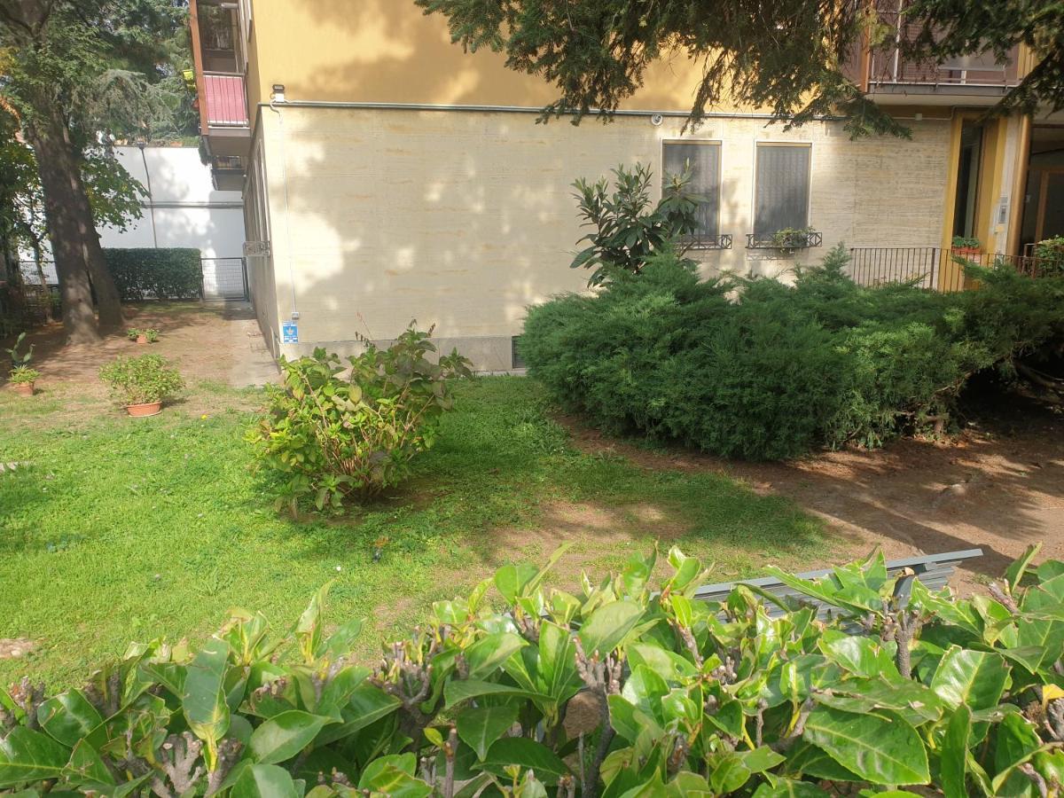 Maffucci 24 Bilocale Molto Spazioso E Moderno Milan Luaran gambar